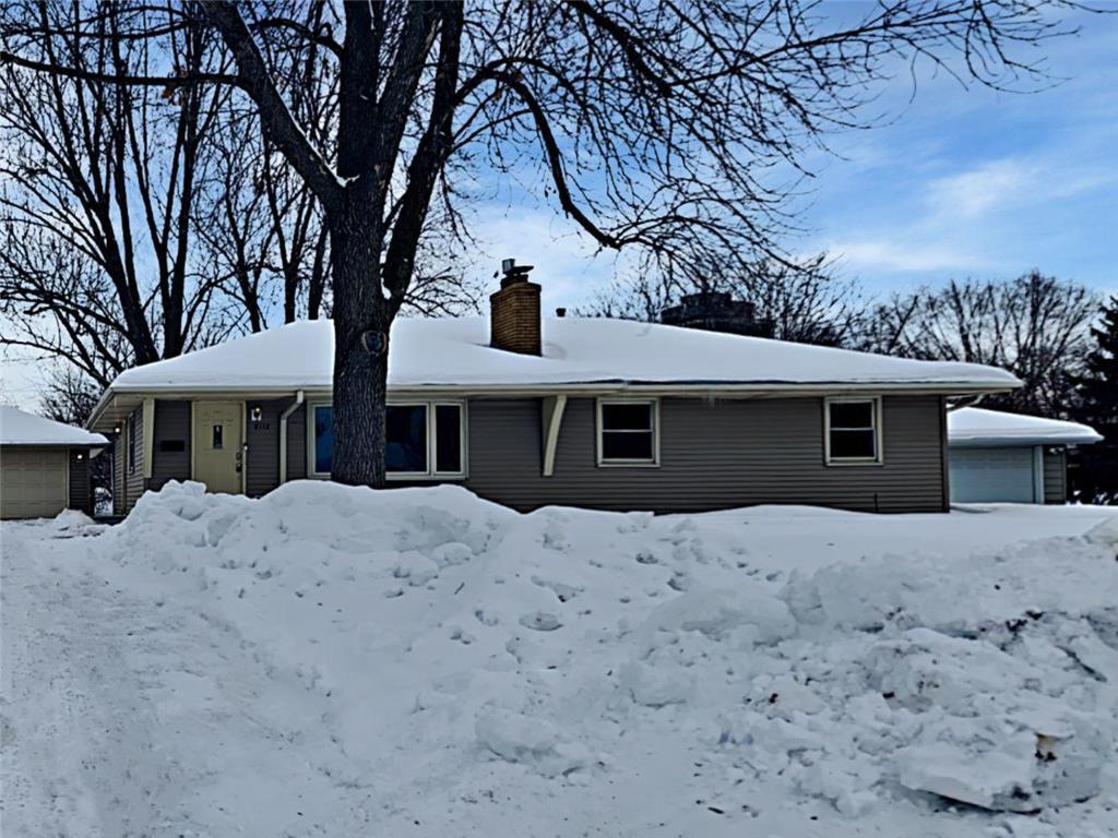 Foto principal - 8112 Upton Ave S