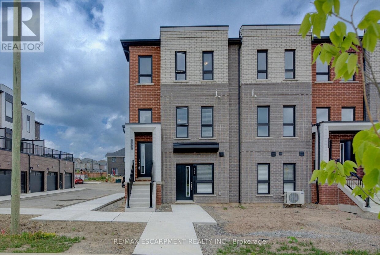 Photo principale - 195 Burke St