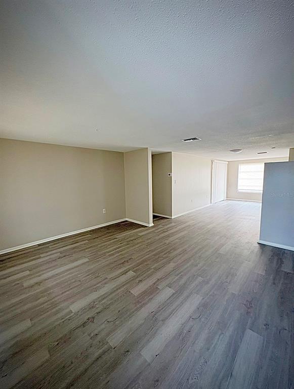 Foto del edificio - 7936 Pineapple Ln