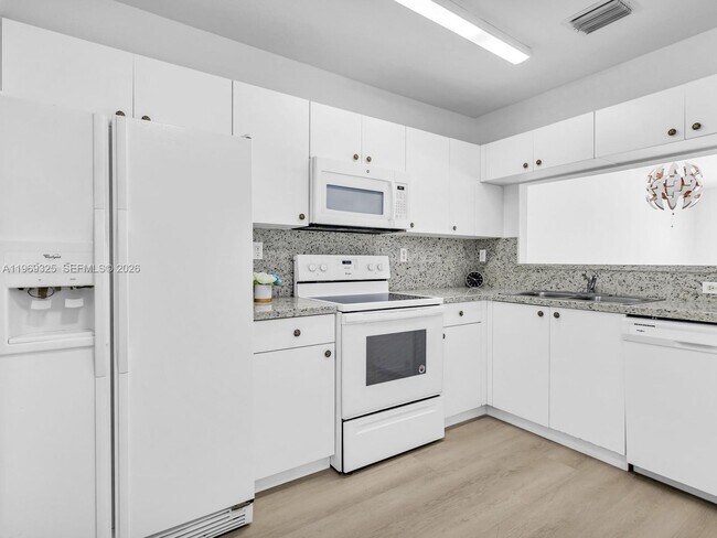 Foto del edificio - 11512 NW 48th Terrace