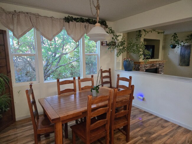 Foto del edificio - 3550 Big Sky Ct