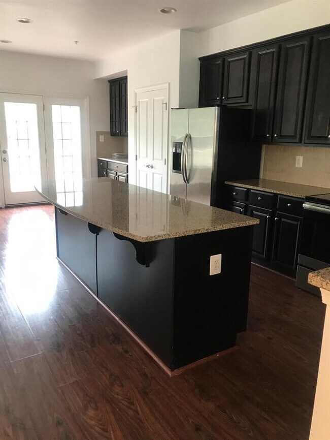 Building Photo - 12291 Broadstone Place, Waldorf, MD, 20601
