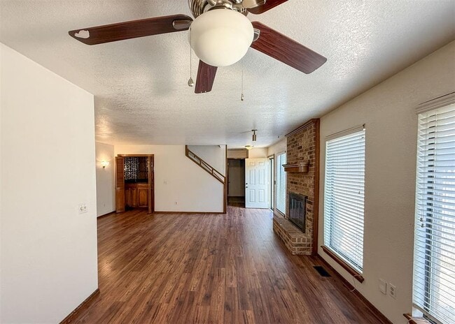 Foto del edificio - 7019 N Spinnaker Ln