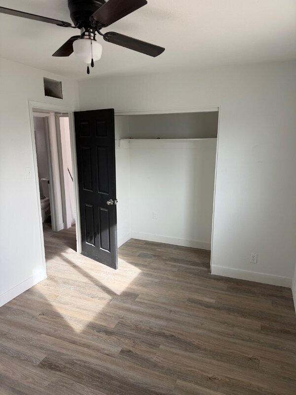 Foto del edificio - 390 W Lindbergh Ave