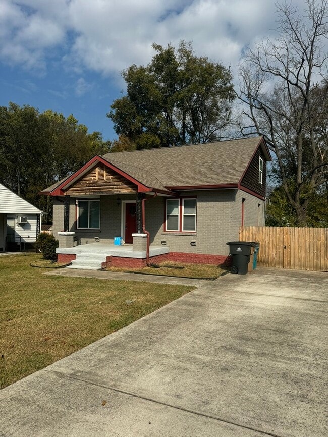 Photo - 2700 Buchanan St (Nashville, TN) House