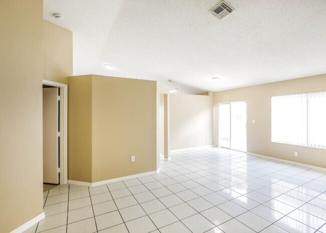 Foto del edificio - 14233 SW 177th Terrace