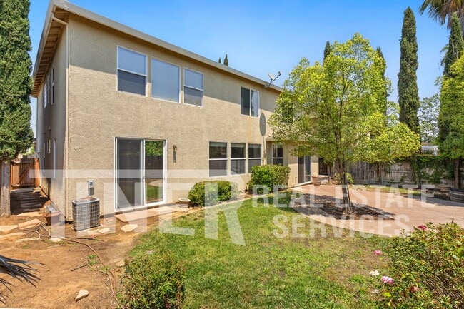 Building Photo - 6124 Jefjen Way