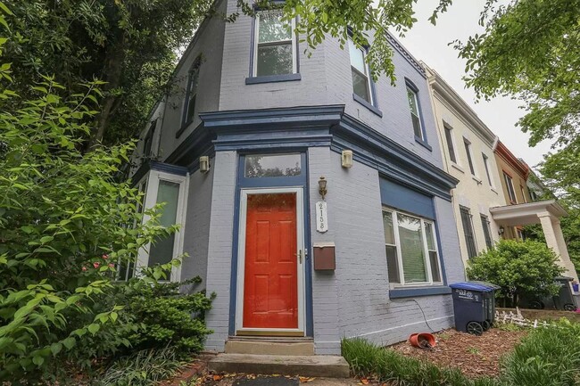 Building Photo - 2153 Newport Pl NW