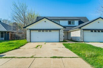 Building Photo - 7707 Sable Ln