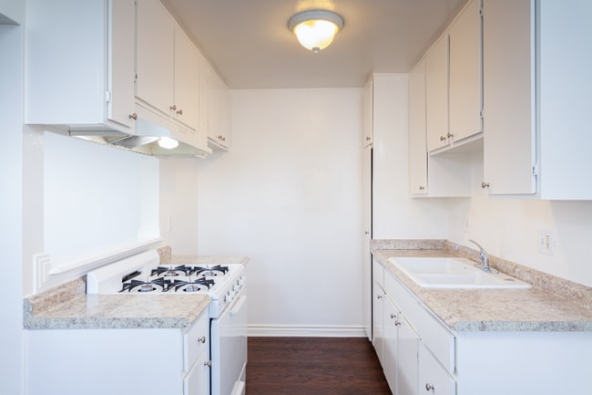 Photo - 11102 Excelsior Dr Apartment