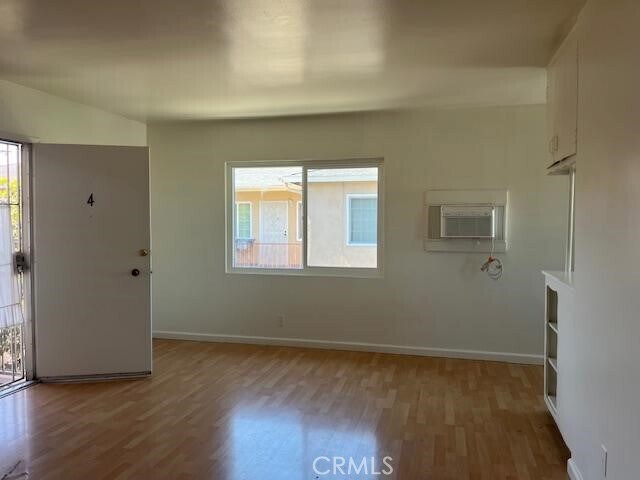 Foto del edificio - 7047 Fulton Ave