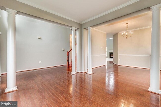 Building Photo - 14204 Murphy Terrace