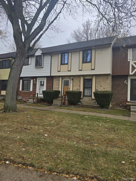 Building Photo - 8410 Hickory Dr