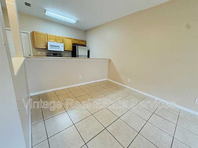 Photo - 12010 Peach Ave Apartment