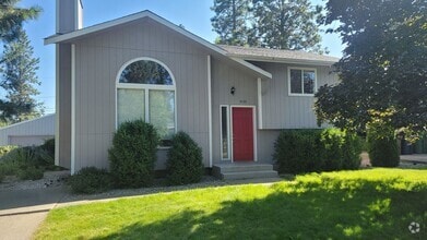 Building Photo - 4128 E 34th Ave