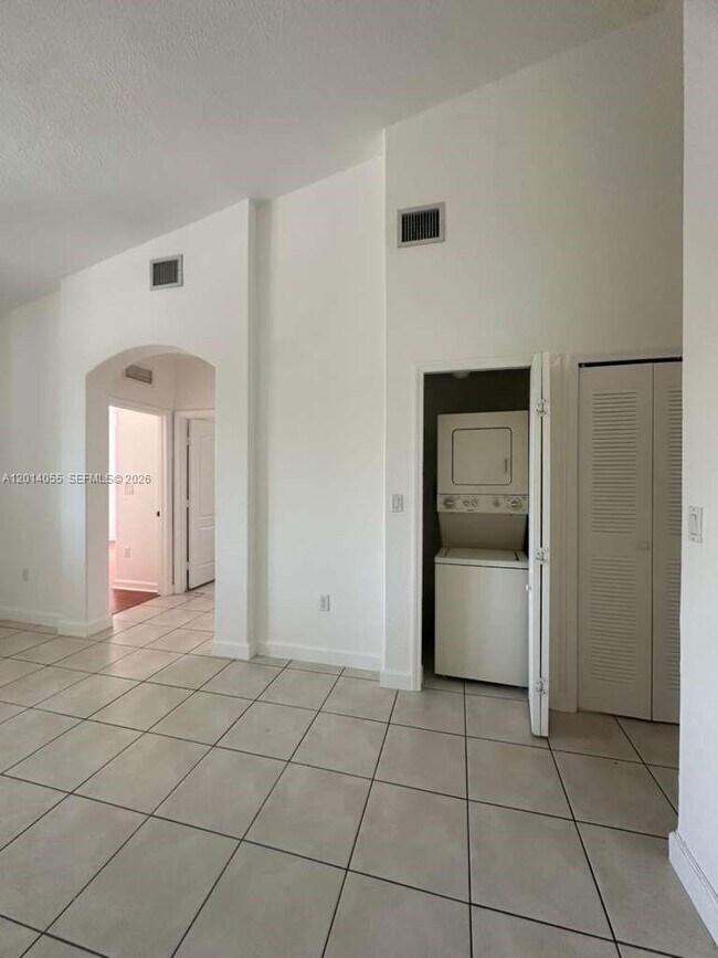 Foto del edificio - 2755 SE 16th Ave