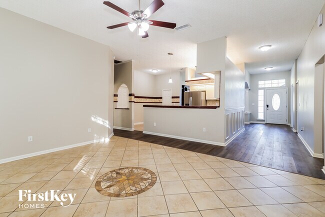 Foto del edificio - 169 Southern Grove Dr