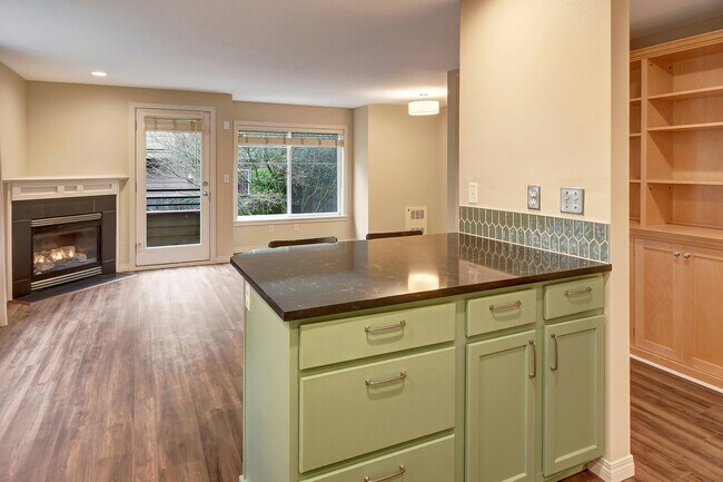 Foto del edificio - 5707 26th Ave NW