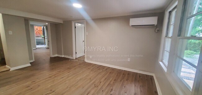 Foto del edificio - 1872 DeKalb Ave NE