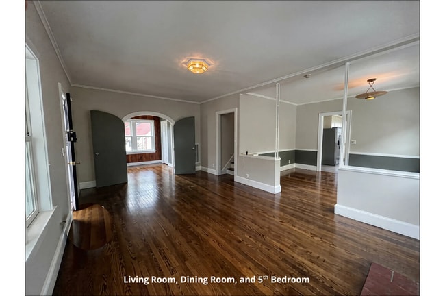 Building Photo - 310 Fishel Ave