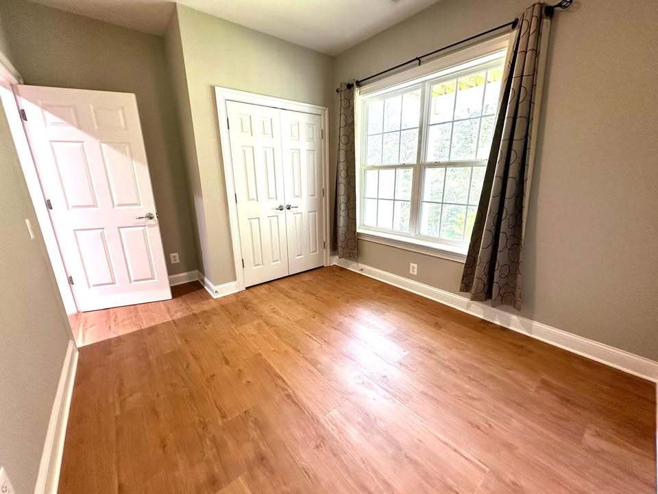 Foto del edificio - 42668 Keiller Ter