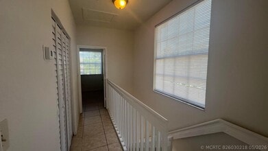 Building Photo - 735 SW 148th Ave