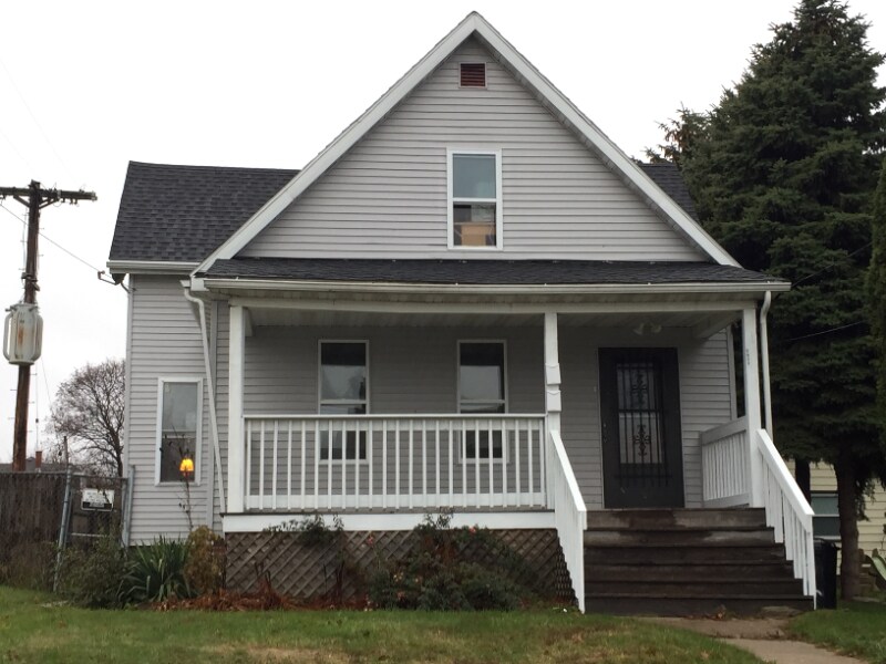 Primary Photo - 5904 18th Ave