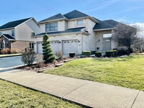 Building Photo - 12457 Walden Rd