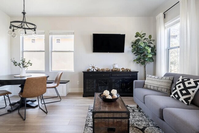 Foto del interior - 156 W Laurel Ct