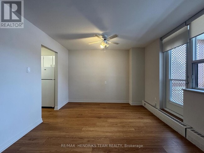 Building Photo - 156 Fitch St