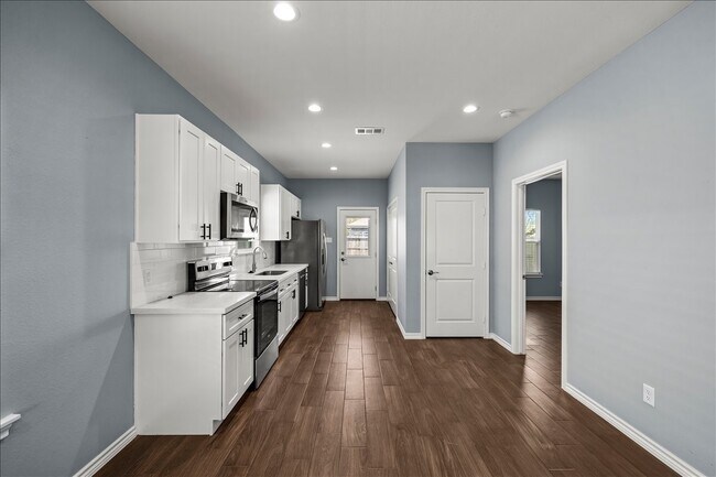 Foto del edificio - 6105 Avenue L