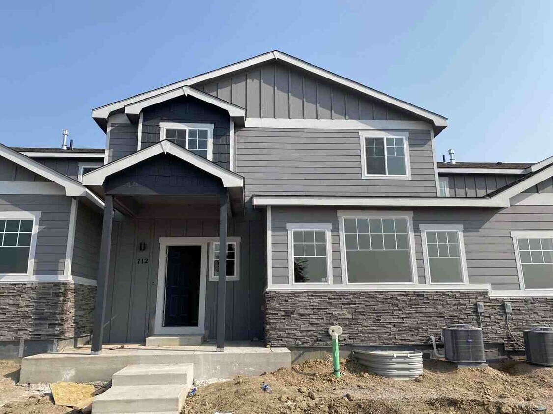 712 Finch Dr, Severance, CO 80550 House for Rent in Severance, CO