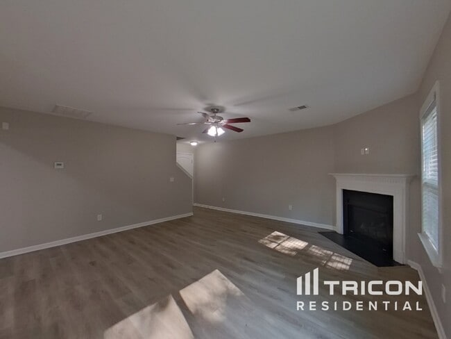 Foto del edificio - 701 Fountain Brook Ln