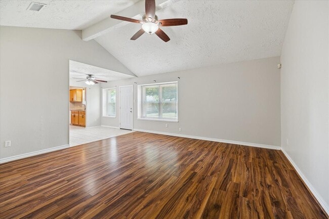 Foto del edificio - 5307 Green Timbers Dr