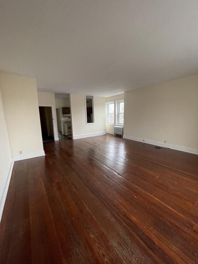 Foto del edificio - 3422 Hamilton St