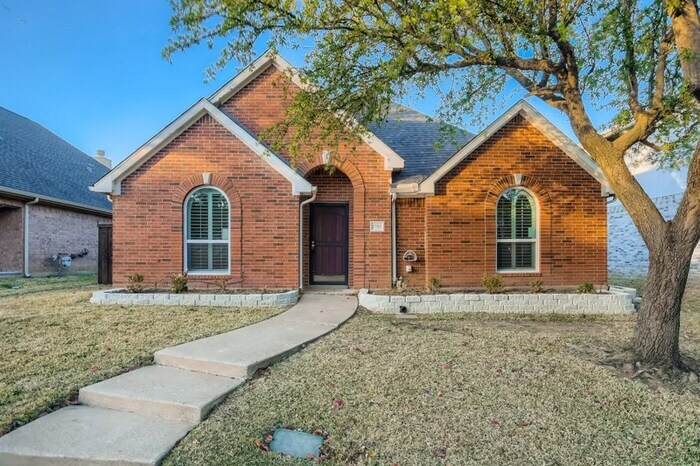 Foto principal - 1701 Yellowstone Avenue, Lewisville, TX, 7...