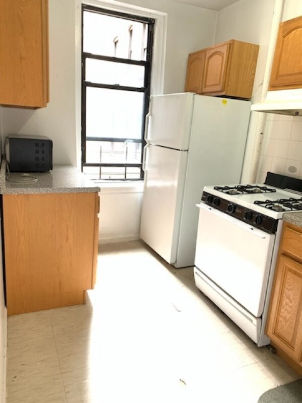Building Photo - 642 W 172nd St