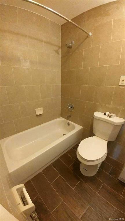 Foto del edificio - 3425 Hunter Ave