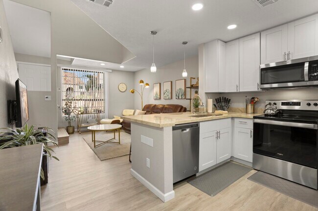 Foto del edificio - 1025 E Highland Ave