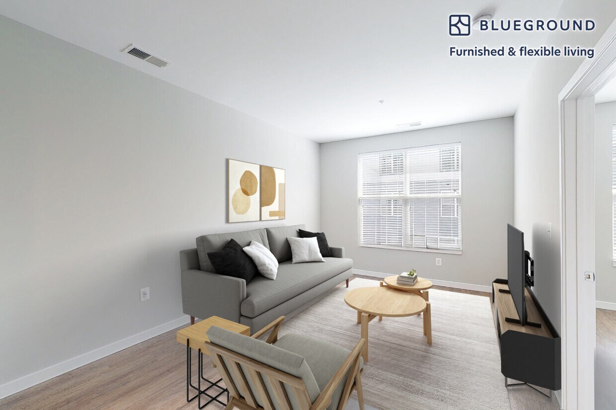Foto principal - 12503 Ardennes Ave