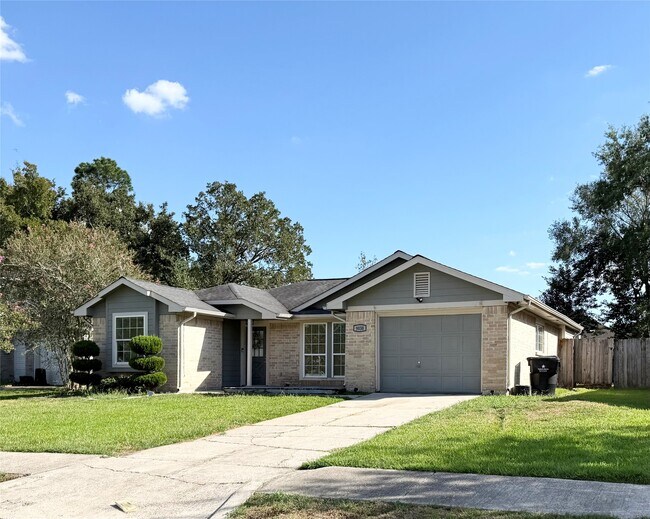 Foto del edificio - 9838 Golden Eagle St