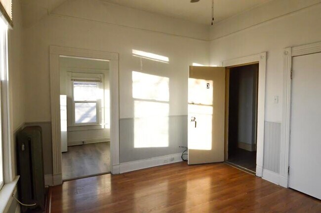 Foto del edificio - 1309 S 32nd St