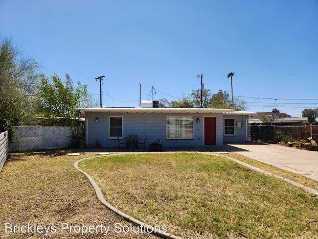 Foto del edificio - 3 br, 1 bath House - 318 S Terry Circle