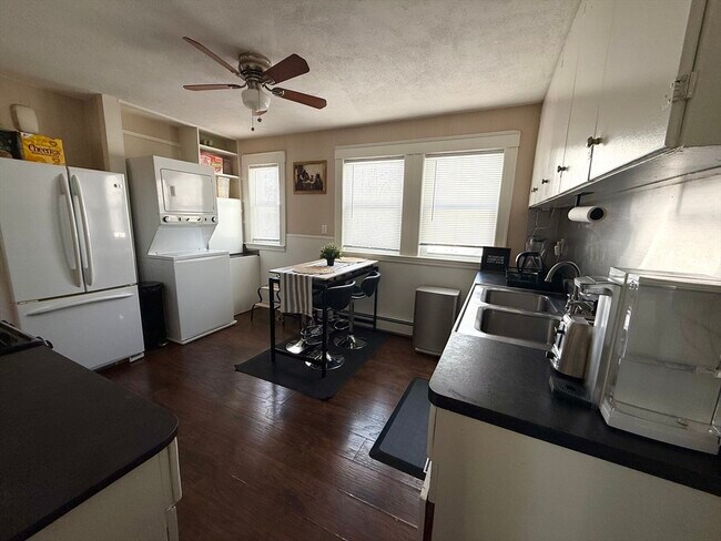 Foto del edificio - 28 Kidder St