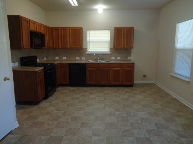 Foto del edificio - 13018 Kingston Point Ln