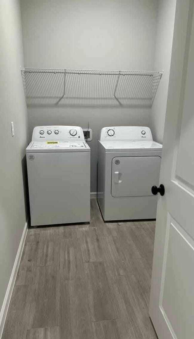 Laundry room - 796 Sumner St