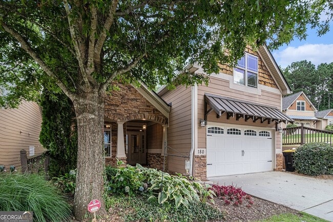 Building Photo - 180 Greenview Dr