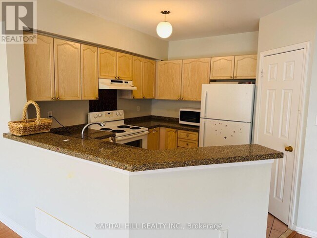 Building Photo - 5959 Stonebriar Crescent