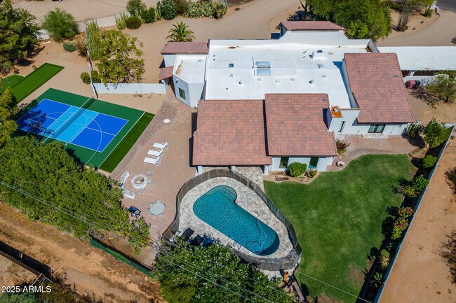 Building Photo - 11212 N Sundown Dr