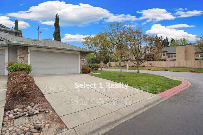 Foto del edificio - 546 La Corso Dr